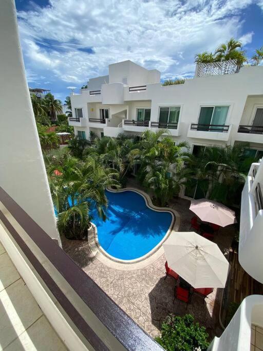Penthouse 2BD 2BA with Private Rooftop and Plunge Pool - Two-Bedroom Apartment - 35