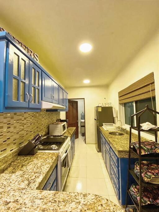 Penthouse 2BD 2BA with Private Rooftop and Plunge Pool - Two-Bedroom Apartment - 9