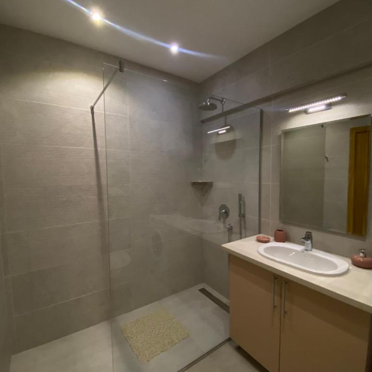 AKS Aparments - Wow - One-Bedroom Apartment - 11