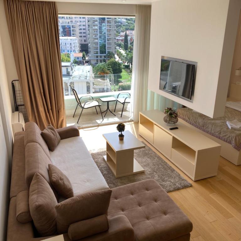 AKS Aparments - Wow - One-Bedroom Apartment - 2