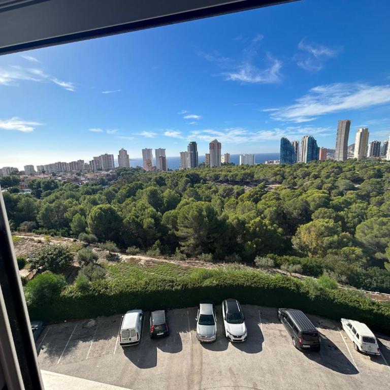 Amazing Benidorm Views 2BR Home - Pool - Parking - Two-Bedroom Deluxe Apartment with Ocean View - 14