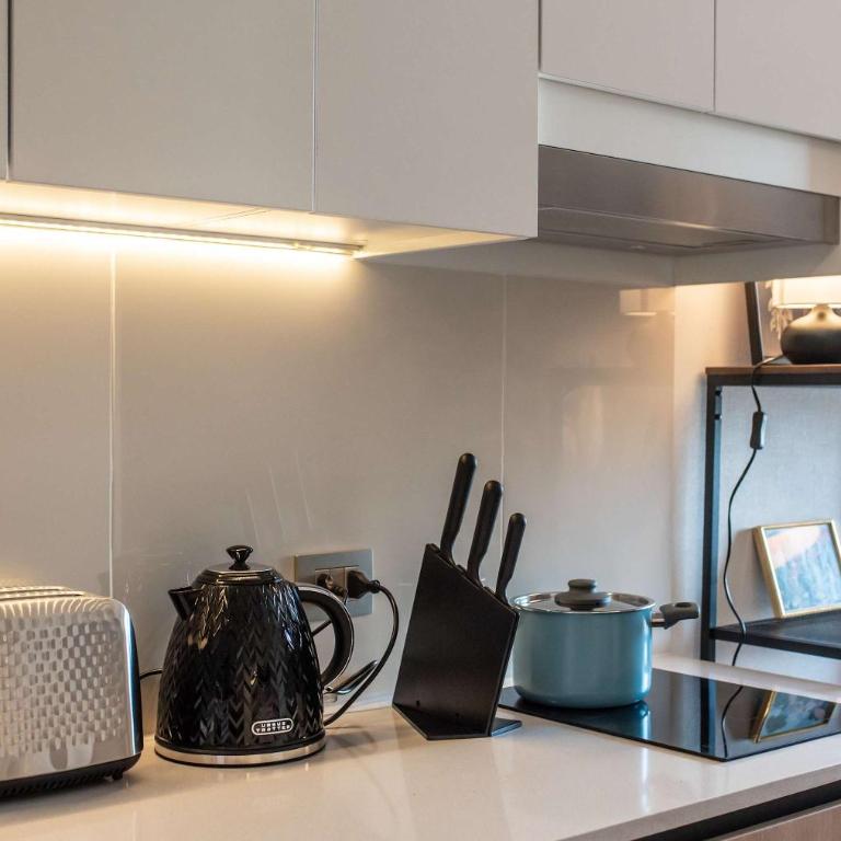 HOM l Studio Metro Parque Bustamante - Estudio - 17