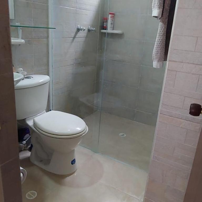 Linda Casa de dos pisos en Floridablanca, Comoda y Privada - Casa de 2 dormitorios - 7