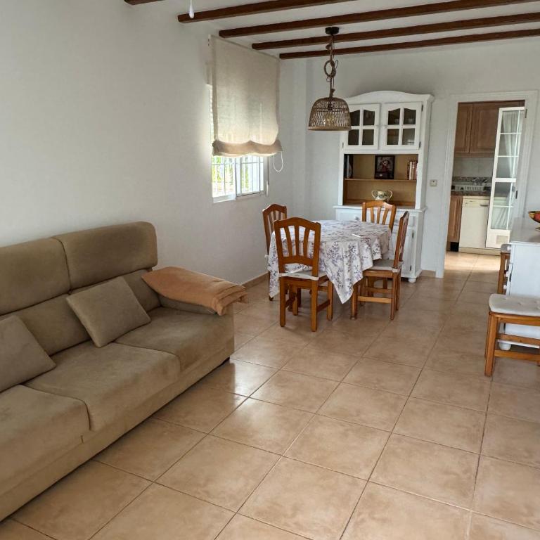 Casa Dami - Two-Bedroom Apartment - 11