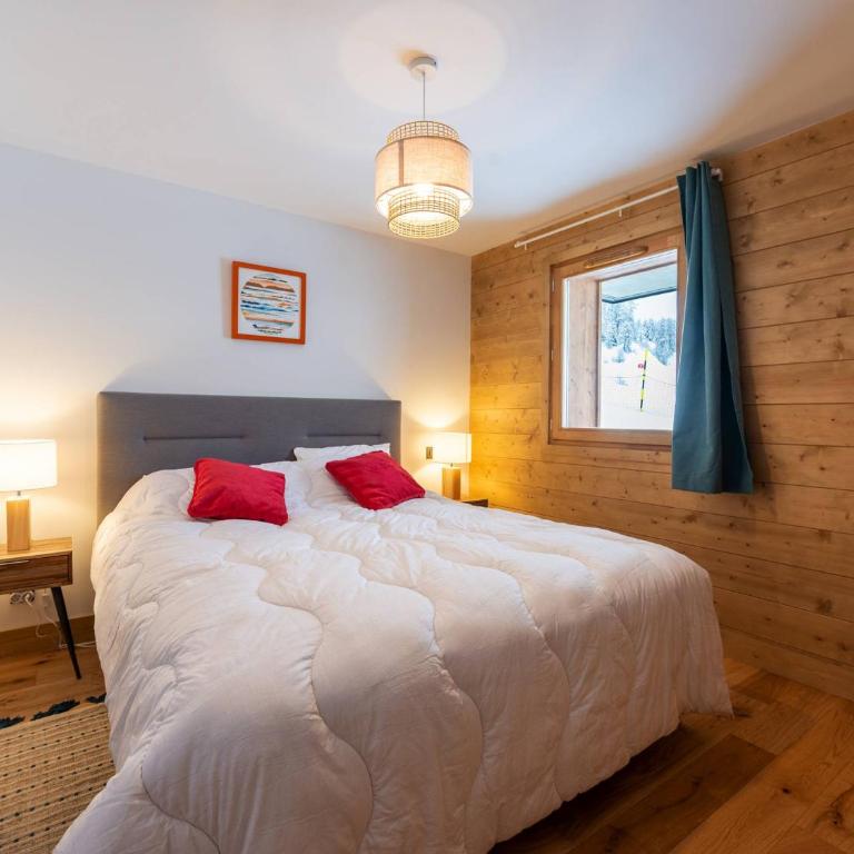 Grand appart haut de gamme 8p, skis aux pieds, vue Mont Blanc, balcon, parking, linge inclus - Apartment mit 3 Schlafzimmern - 12