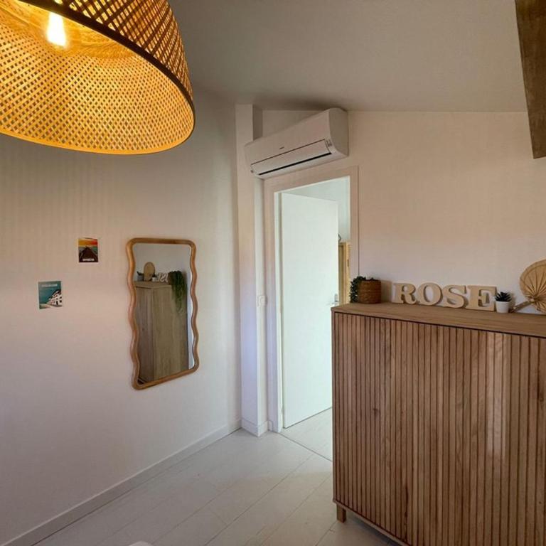 Villa rénovée avec accès plage, clim, WiFi, parking - FR-1-413-248 - Villa - 15