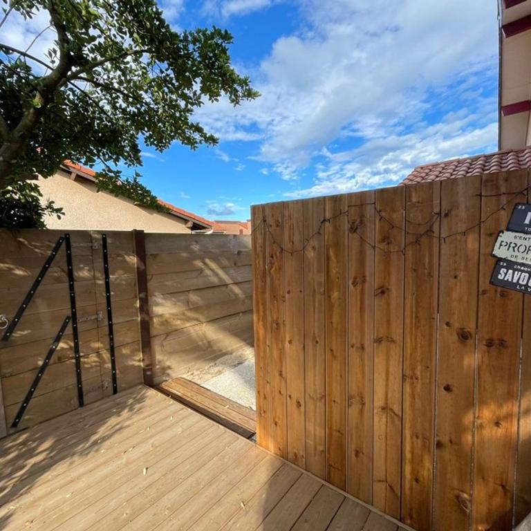 Villa rénovée avec accès plage, clim, WiFi, parking - FR-1-413-248 - Villa - 20