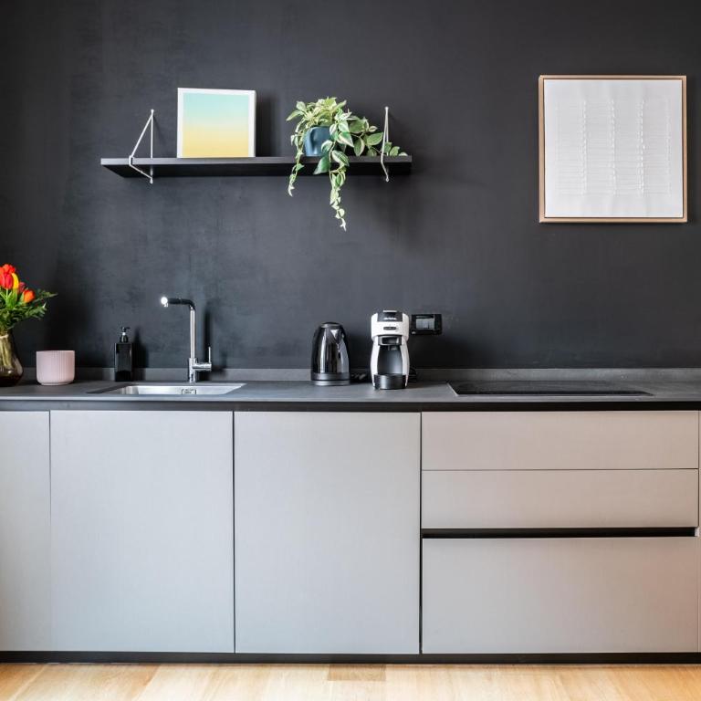 Casa Caruso - Three-Bedroom Apartment - 2