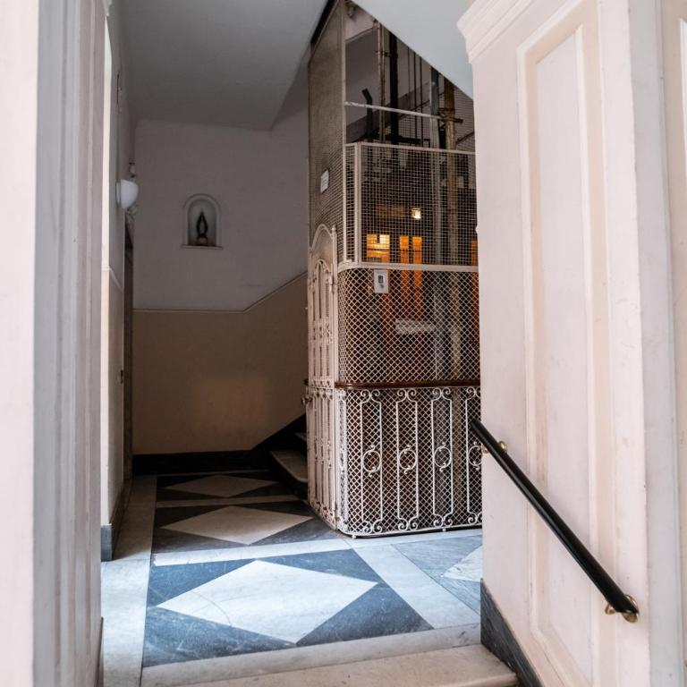Casa Caruso - Three-Bedroom Apartment - 46
