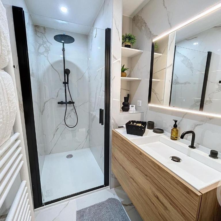 Vue mer exceptionnelle - Appartement Deluxe - Apartment mit 2 Schlafzimmern - 19