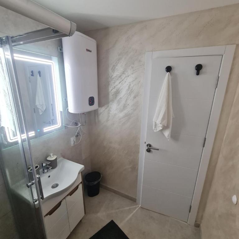 Marash apartman 2 - Apartman sa 1 Spavaćom Sobom - 15