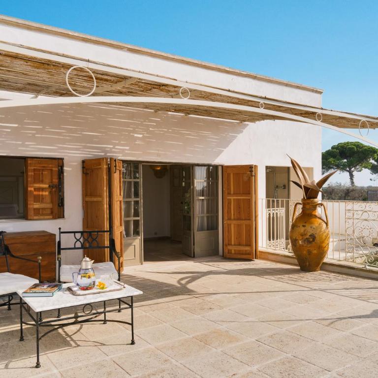 Tenuta Mosè Charming House&Relais Gallipoli - Suite King con Vista Piscina - 1