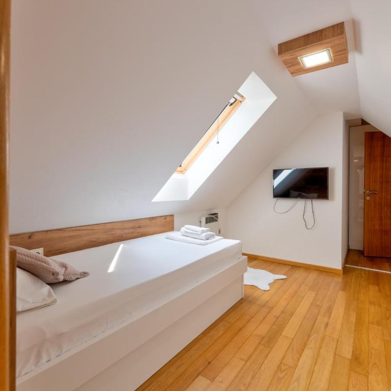 ZlatiborView Apartment 1 - Three-Bedroom Apartment - 14