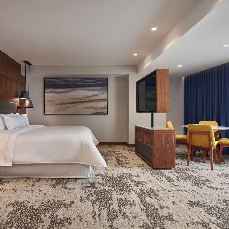 The Westin Monterrey Valle - Deluxe Suite, 1 King - 5