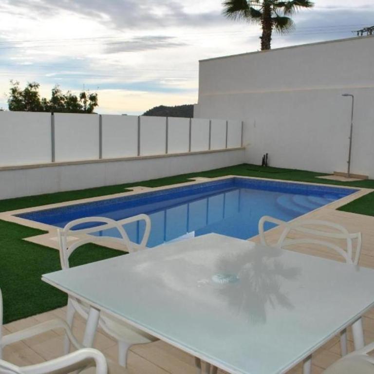PANORAMISCH modern vakantiehuis in Finestrat bij Benidorm met 3 slaapkamers, gelegen op de 1ste lijn met privézwembad en omheinde privétuin, zicht op zee, de bergen met 'Kilómetro Vertical del Puig Campana' en op de skyline van Benidorm City en Finestrat - Casa de 3 dormitorios - 6