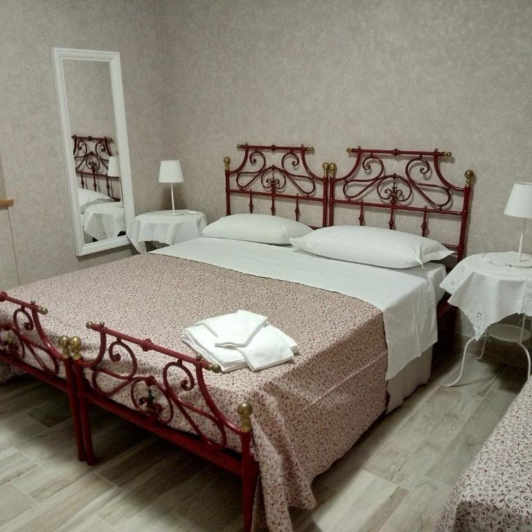 La Buonanotte - Camera Tripla con Bagno Privato - 10