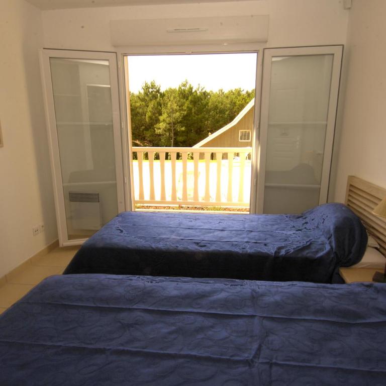 Résidence Lagrange Vacances Villas Eden Club - Three-Bedroom Villa (6 Adults) - 2