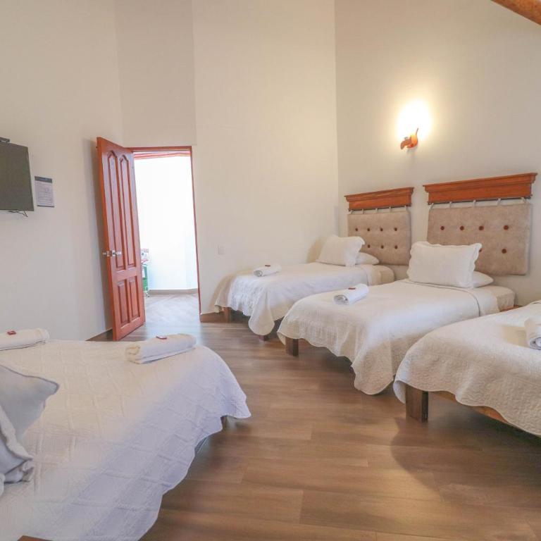 Hotel las Palmas - Habitación Familiar - 12