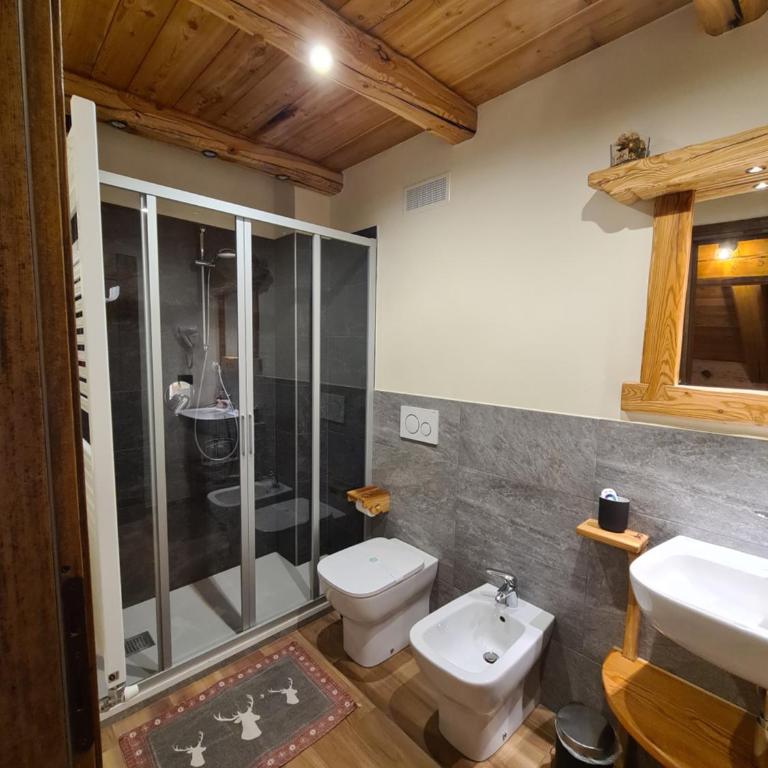 La Maison. Il Nido dell'Aquila - Triple Room with Mountain View - 11