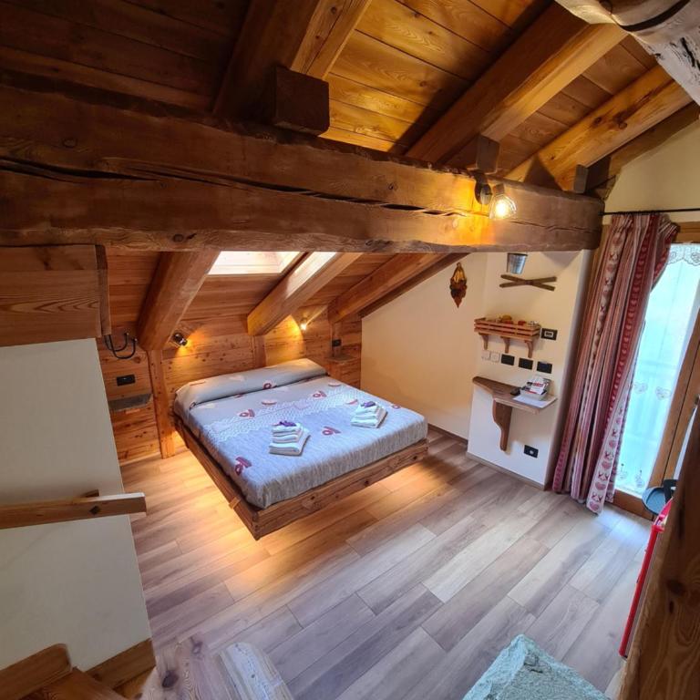 La Maison. Il Nido dell'Aquila - Triple Room with Mountain View - 1