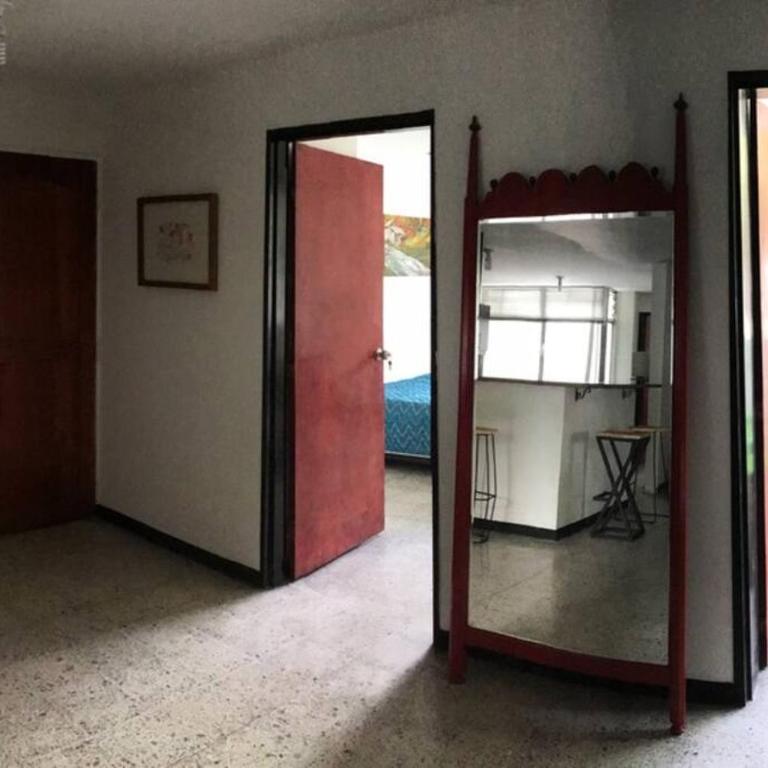 Cozy room in Laureles private bathroom #201-1 - Apartamento de 4 habitaciones - 9