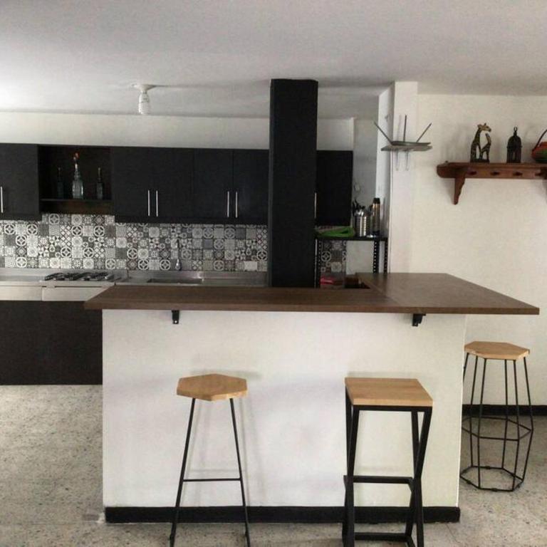 Cozy room in Laureles private bathroom #201-1 - Apartamento de 4 habitaciones - 15