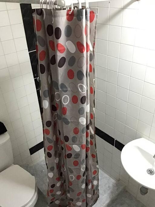 Cozy room in Laureles private bathroom #201-1 - Apartamento de 4 habitaciones - 16