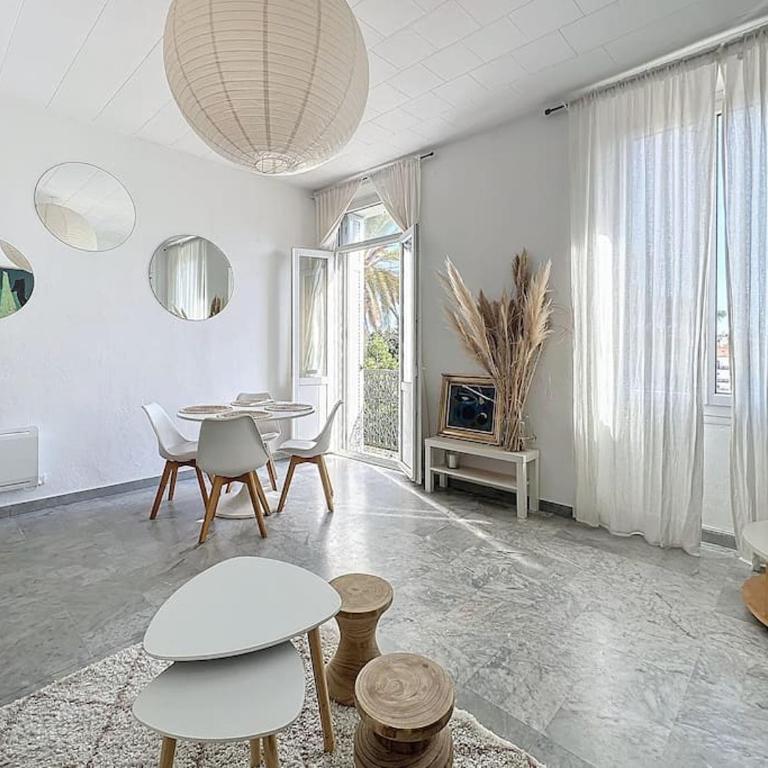 60m2 parking privé - 600m Palais & plages - Appartement 1 Chambre - 17