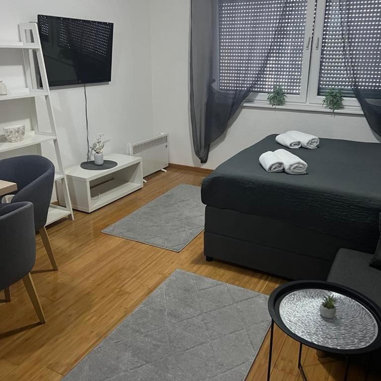 Studio apartman MyPLACE - One-Bedroom Apartment - 2