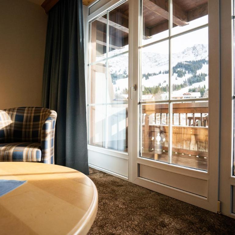 Hotel Alpengasthof Löwen - Comfort Doppelzimmer mit Südbalkon - 3