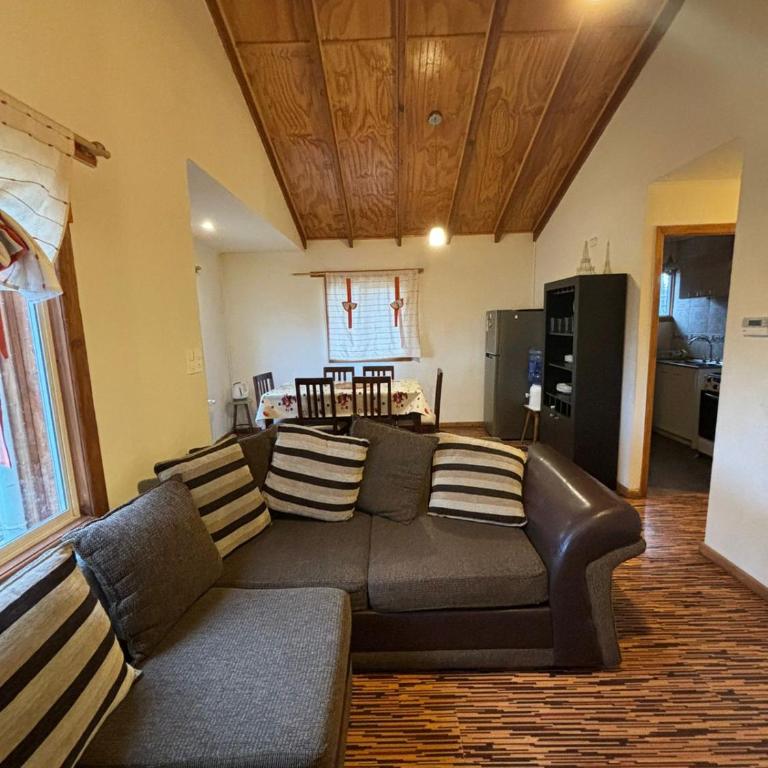 Cabañas Montes de la Patagonia - Casa Unifamiliar de 3 dormitorios - 4
