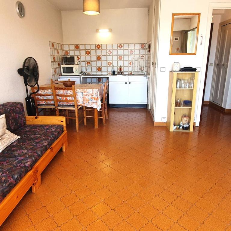 Appartement 2 pièces Sainte-Maxime avec Parking et Animaux admis - FR-1-780-69 - Apartamento - 5