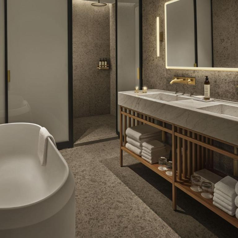 The Rome EDITION - Suite King con 1 Camera da Letto e Vista Cortile - 6