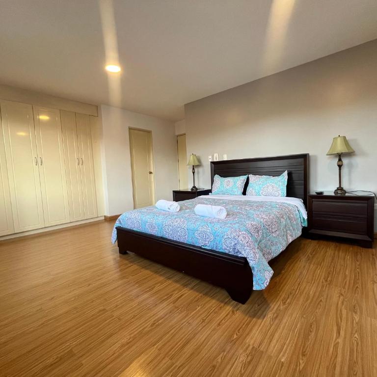 Enorme, 3 habitaciones, vista a toda la ciudad, zona exclusiva, Jacuzzi - Apartamento de 3 dormitorios - 1