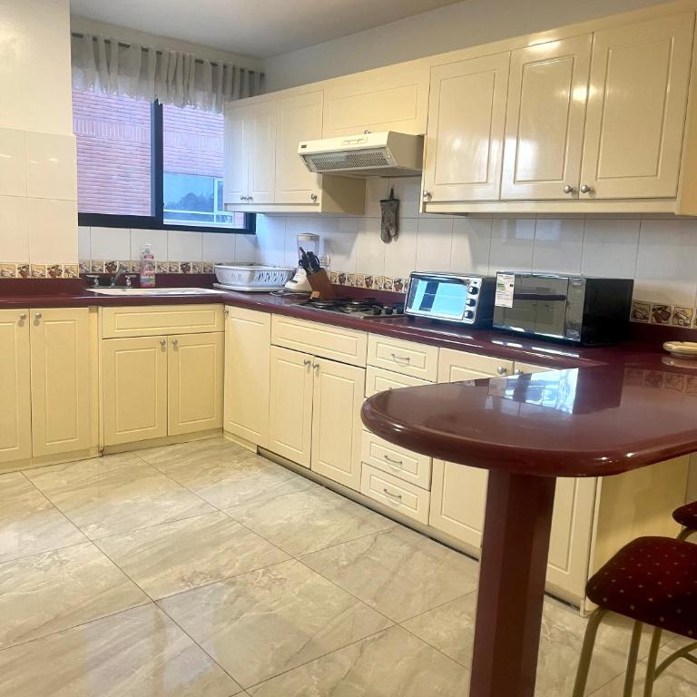 Enorme, 3 habitaciones, vista a toda la ciudad, zona exclusiva, Jacuzzi - Apartamento de 3 dormitorios - 53