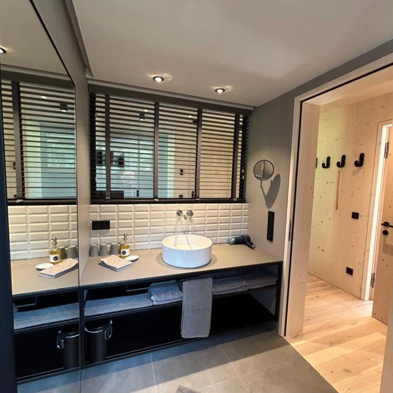 Bio Design Appartements DAS GRAUE SCHAF - Kärnten Card im Sommer inklusive - Deluxe Apartment mit Balkon und 2 Schlafzimmern - 3