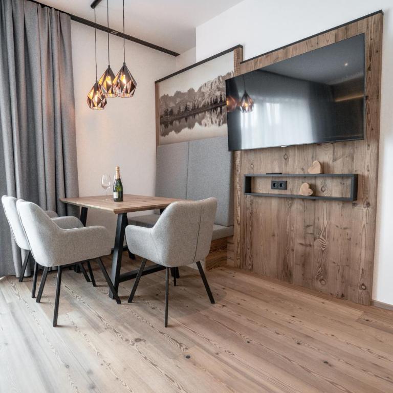 Kaiserjuwel 4 Sterne Superior - Suite mit Zugang zum Wellnessbereich - 6