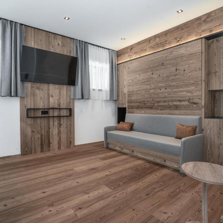 Kaiserjuwel 4 Sterne Superior - Suite mit Gartenblick - 4