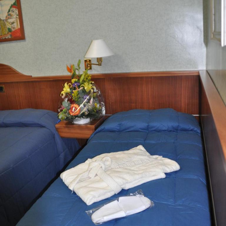 Albergo Fiorenza - Camera Tripla - 10