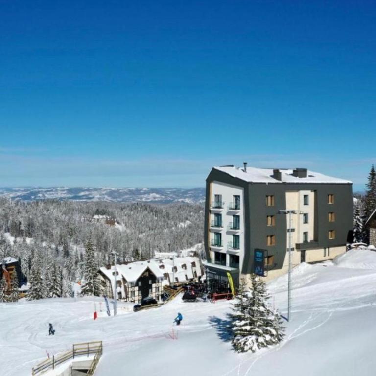 Aparthotel RAJSKA Jahorina - One-Bedroom Premium Apartment - 1