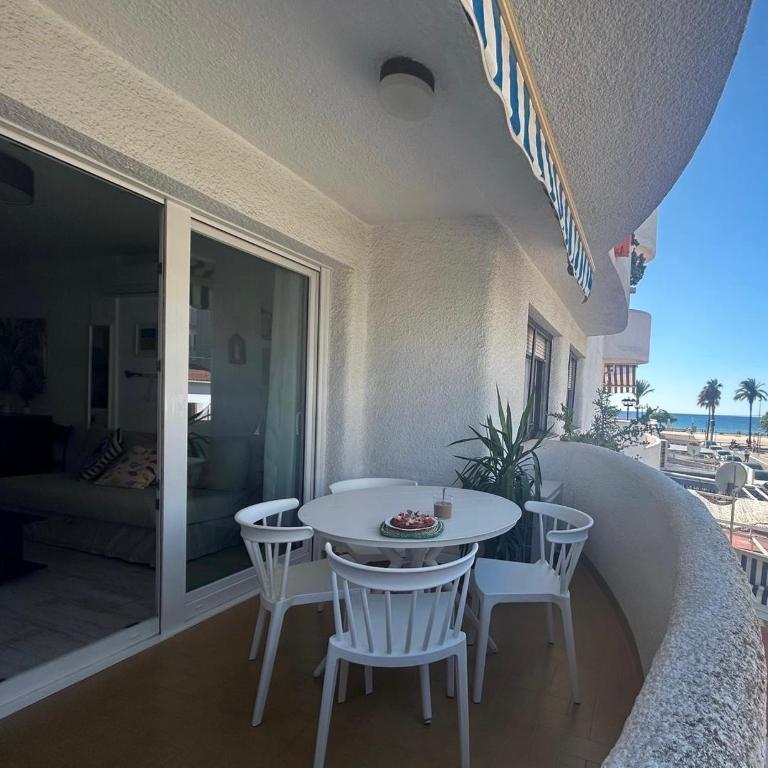 La Marinada - Two-Bedroom Apartment - 2