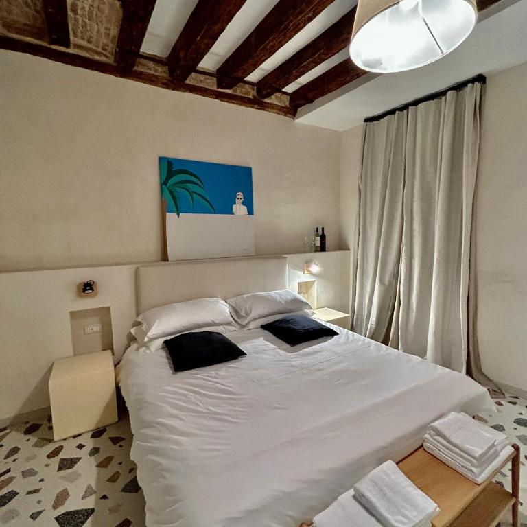 Farini Suites wi-fi - Camera Matrimoniale con Bagno Privato - 18