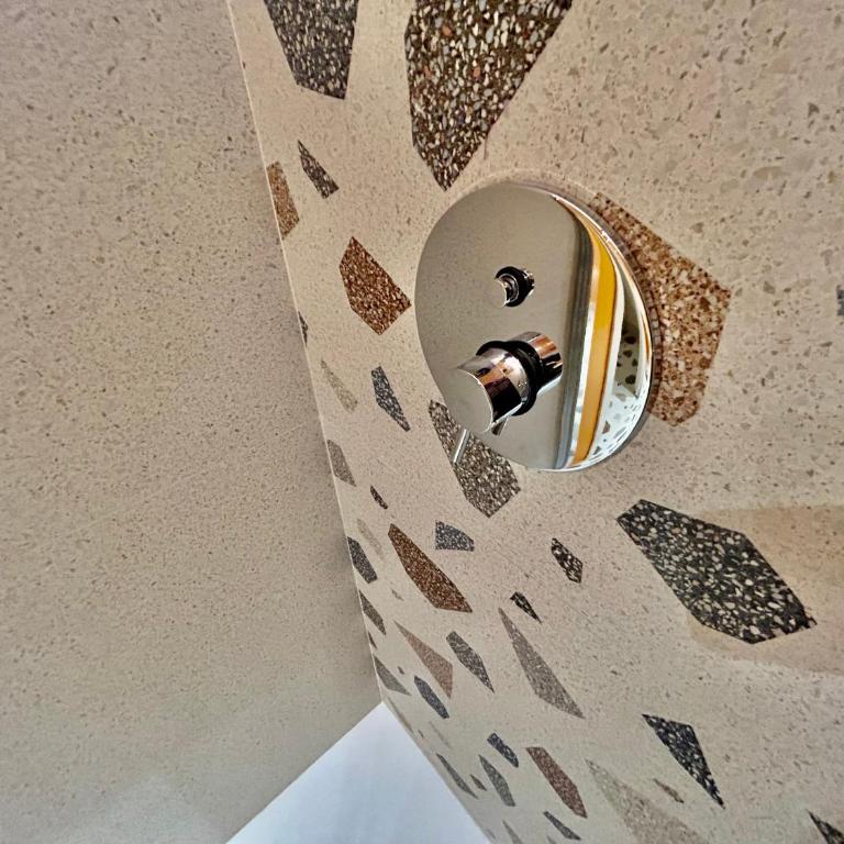 Farini Suites wi-fi - Camera Matrimoniale con Bagno Privato - 14