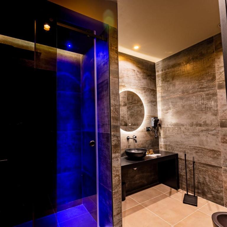 GOLD Suite&SPA - Deluxe Queen Room - 9