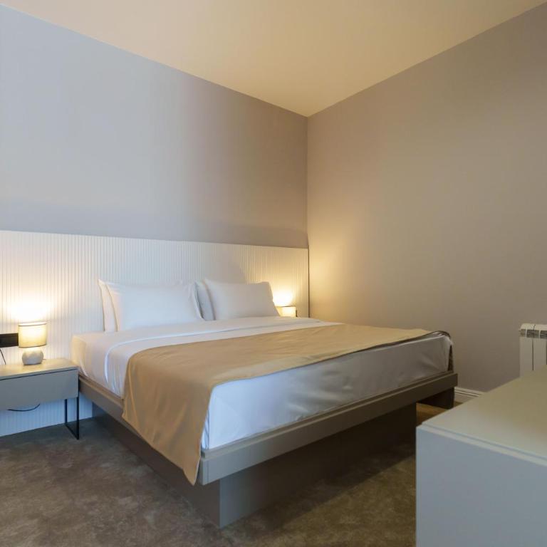 Move In Apartments - ApartHotel Belgrade - Superior Apartman - 11