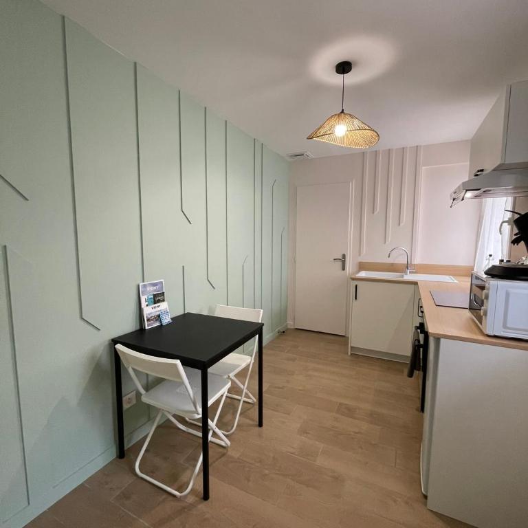 Léo - Cosy Studio entièrement rénové avec courette - Appartement 1 Chambre - 9