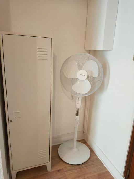 Agréable studio avec balcon et parking - Appartement 1 Chambre - 11