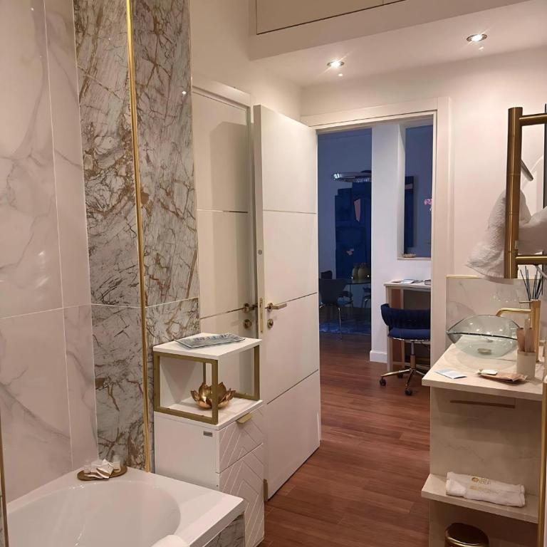 Maison d'Or - Appartamento Deluxe con 1 Camera da Letto - 10