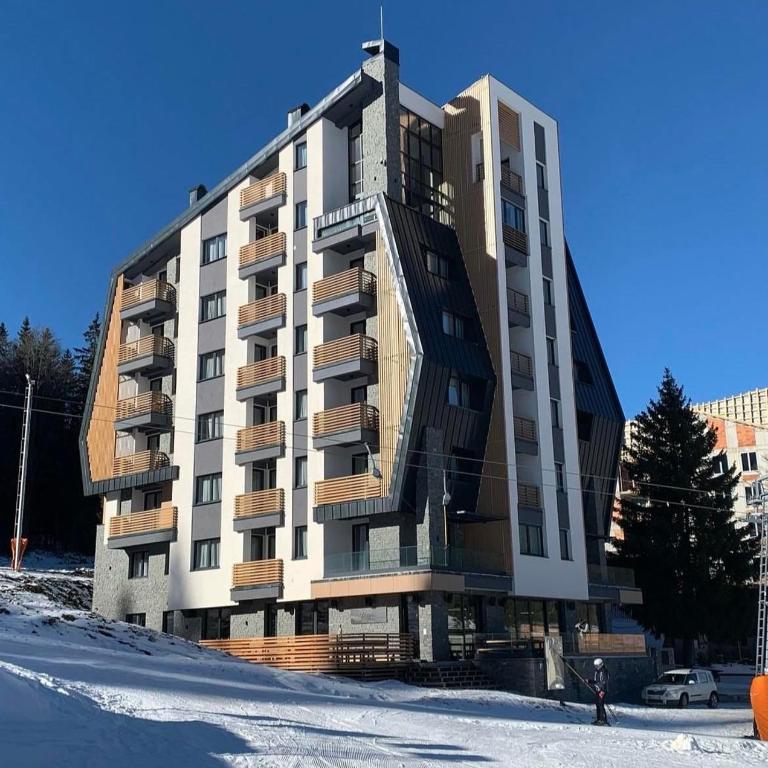 Poljice Aparthotel LUX apartman - Deluks Apartman sa 2 Spavaće Sobe i Balkonom - 1