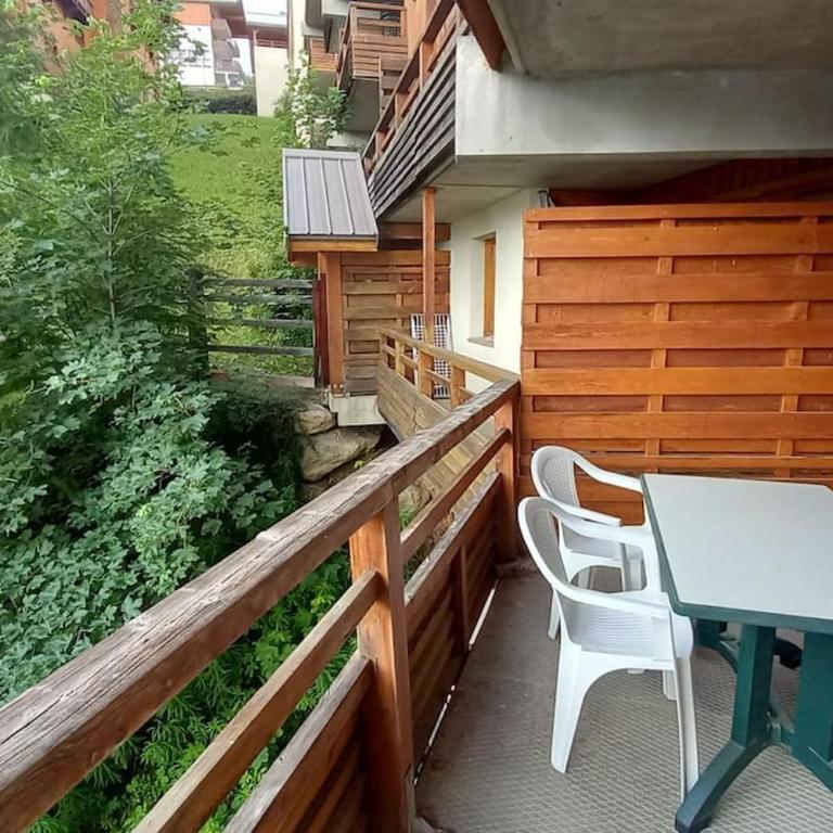 T2 cosy-dans les arbres - One-Bedroom Apartment - 4